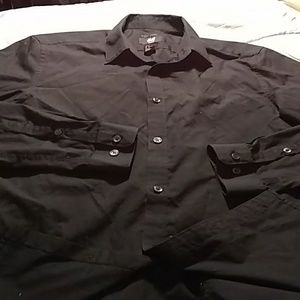 H & M men's slim fit black shirt